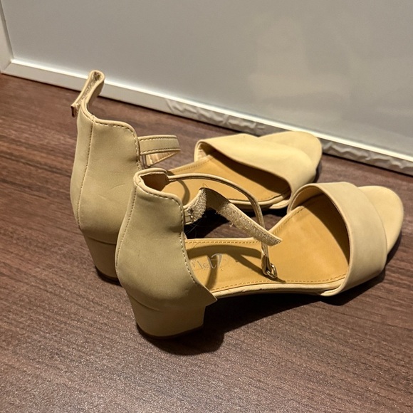 Chic Tan Ankle Strap Heels - Picture 2 of 5